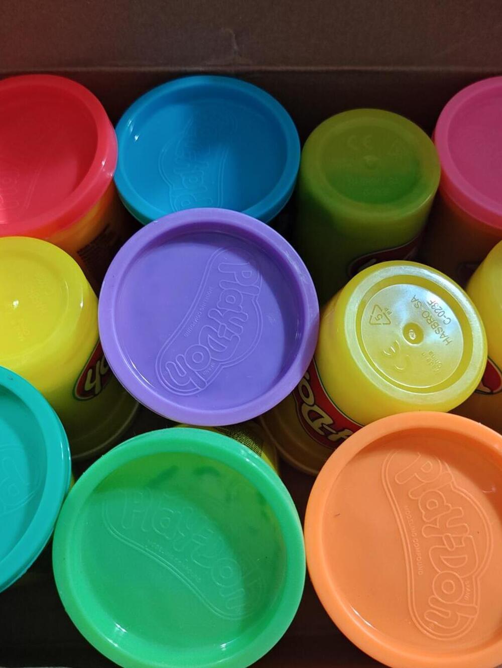 Play-Doh Jewel Colors Bulk 12-Pack of 4-Ounce Cans Brand New